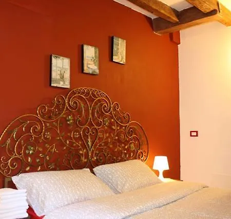 Salizada San Francesco Βενετία